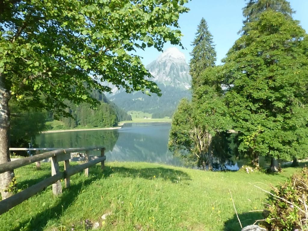 Berghotel Obersee Näfels Exteriör bild