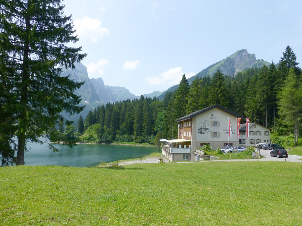 Berghotel Obersee Näfels Exteriör bild