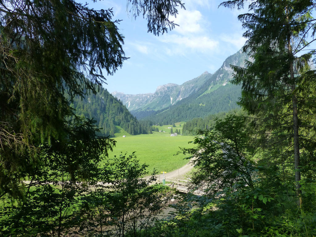 Berghotel Obersee Näfels Exteriör bild